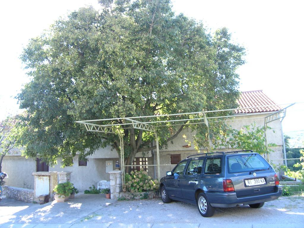 Apartments Dagmar Krk Town Esterno foto
